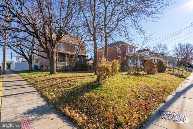 202 DOTTS ST, Pennsburg, PA 18073