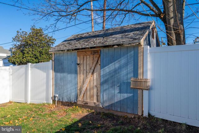 202 DOTTS ST, Pennsburg, PA 18073