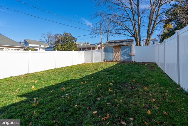 202 DOTTS ST, Pennsburg, PA 18073