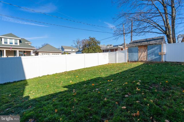 202 DOTTS ST, Pennsburg, PA 18073