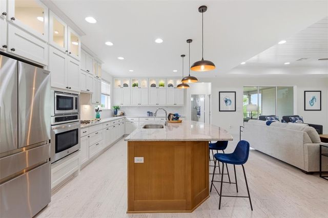 108 Orchard Park DR, Liberty Hill, TX 78642