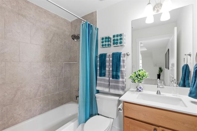 108 Orchard Park DR, Liberty Hill, TX 78642