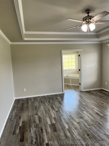 12047 N 193rd East Avenue, Collinsville, OK 74021