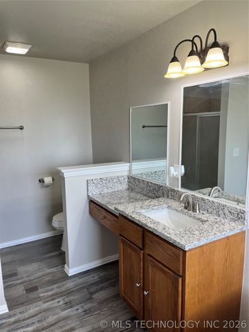 12047 N 193rd East Avenue, Collinsville, OK 74021