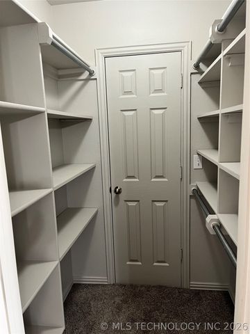 12047 N 193rd East Avenue, Collinsville, OK 74021