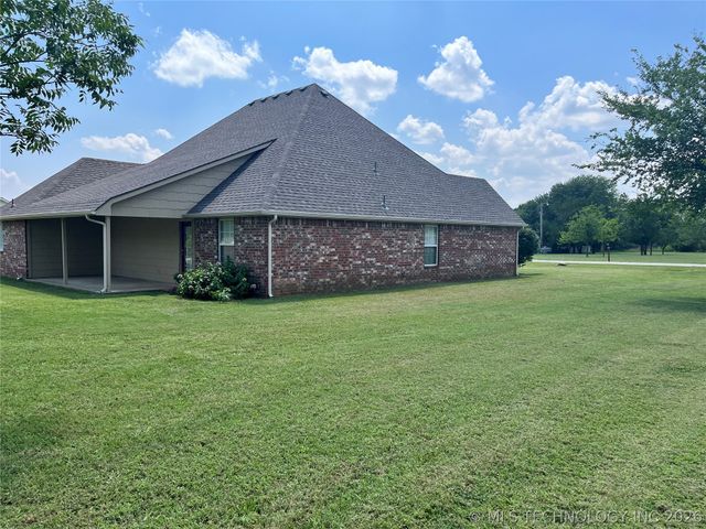 12047 N 193rd East Avenue, Collinsville, OK 74021