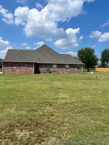 12047 N 193rd East Avenue, Collinsville, OK 74021