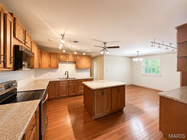 19463 State Highway U, Irondale, MO 63648