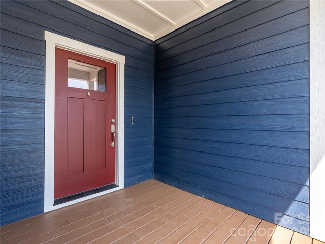 237 Leyland Circle, Hendersonville, NC 28792
