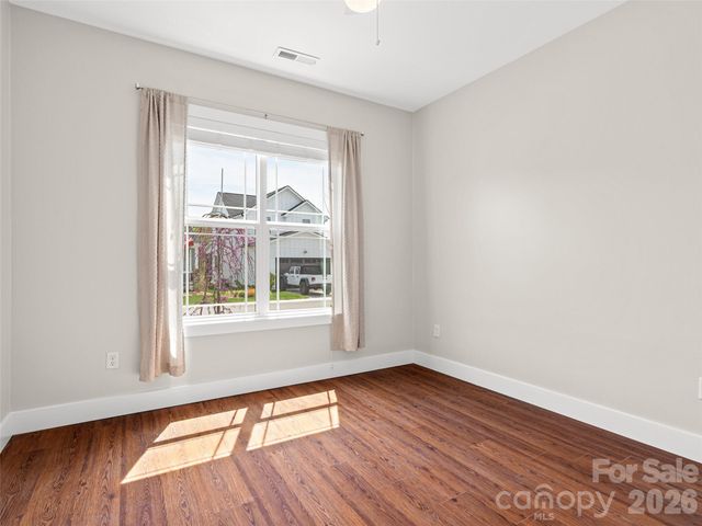 237 Leyland Circle, Hendersonville, NC 28792