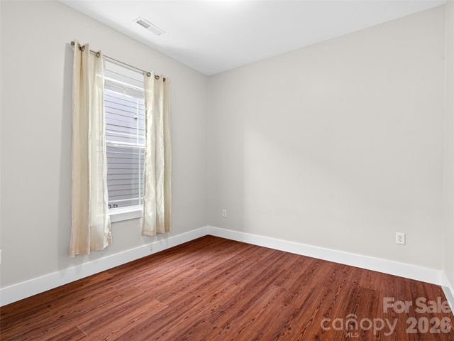 237 Leyland Circle, Hendersonville, NC 28792