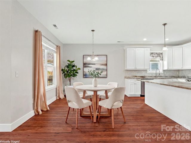237 Leyland Circle, Hendersonville, NC 28792