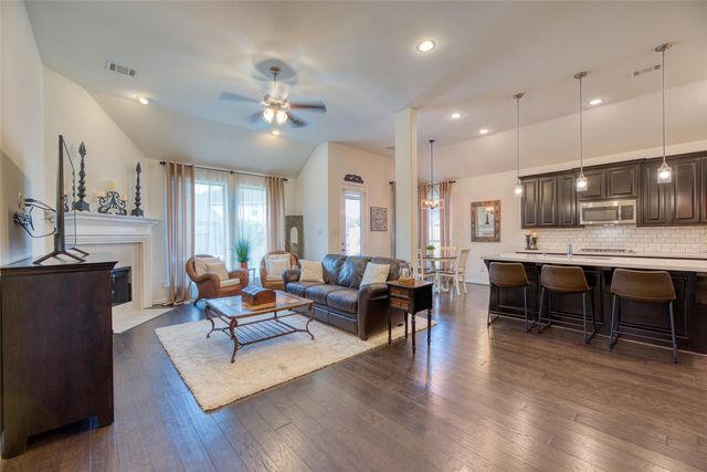 6207 Glenn Hills Lane, League City, TX 77573