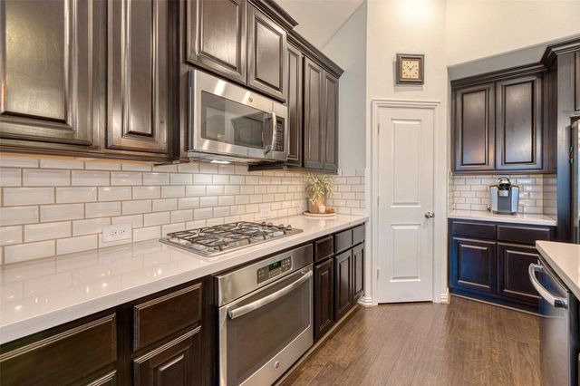 6207 Glenn Hills Lane, League City, TX 77573