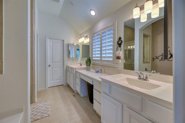 6207 Glenn Hills Lane, League City, TX 77573