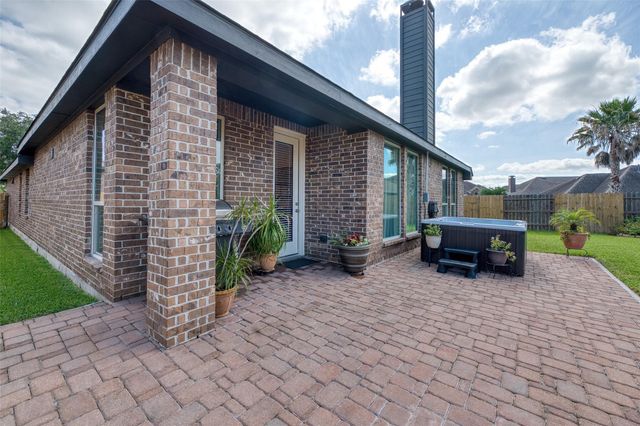 6207 Glenn Hills Lane, League City, TX 77573