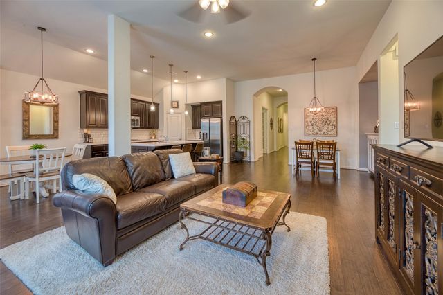 6207 Glenn Hills Lane, League City, TX 77573