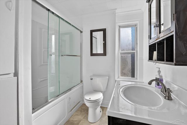 2226 State Street, Saginaw, MI 48602