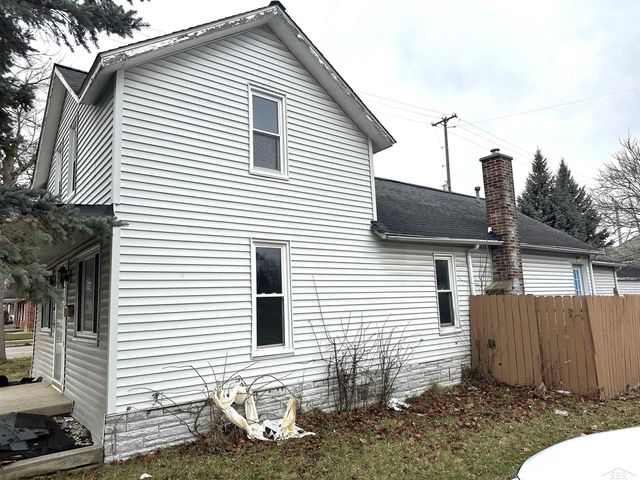 2226 State Street, Saginaw, MI 48602