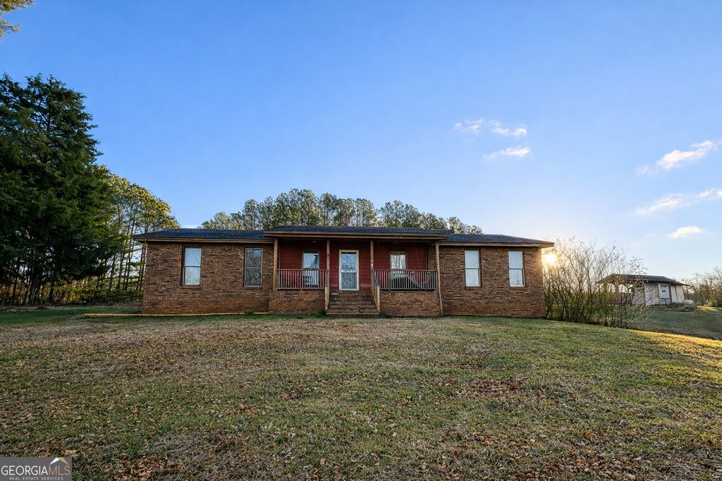 781 Thomas Street, Roopville, GA 30170