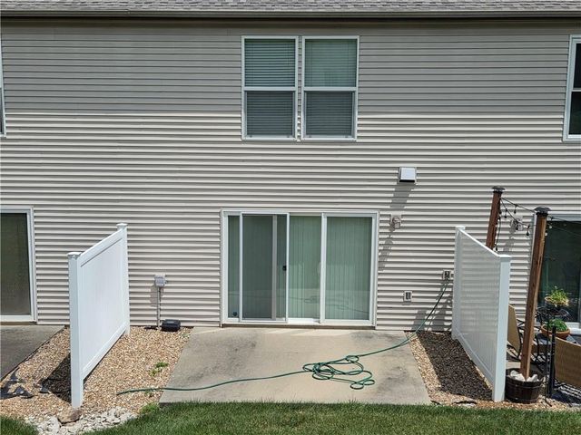 5409 N Mercier Avenue E, Kansas City, MO 64118