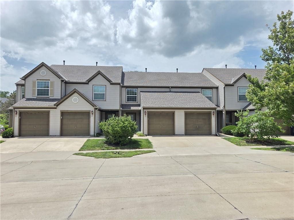 5409 N Mercier Avenue E, Kansas City, MO 64118