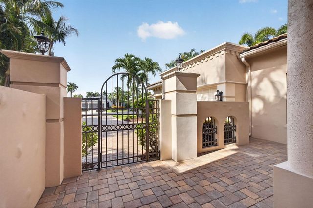 5133 Isabella Drive, Palm Beach Gardens, FL 33418