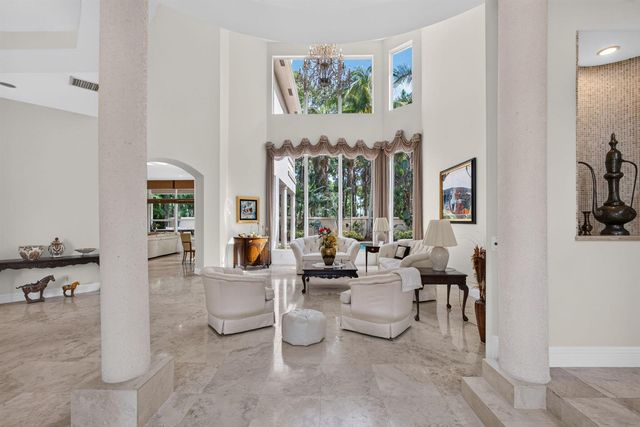 5133 Isabella Drive, Palm Beach Gardens, FL 33418