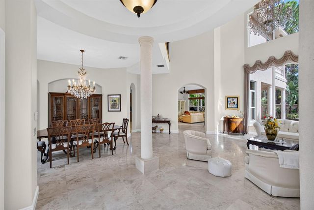 5133 Isabella Drive, Palm Beach Gardens, FL 33418