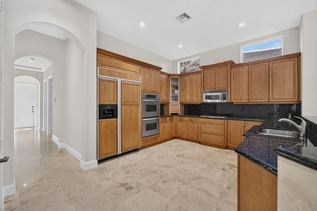 5133 Isabella Drive, Palm Beach Gardens, FL 33418