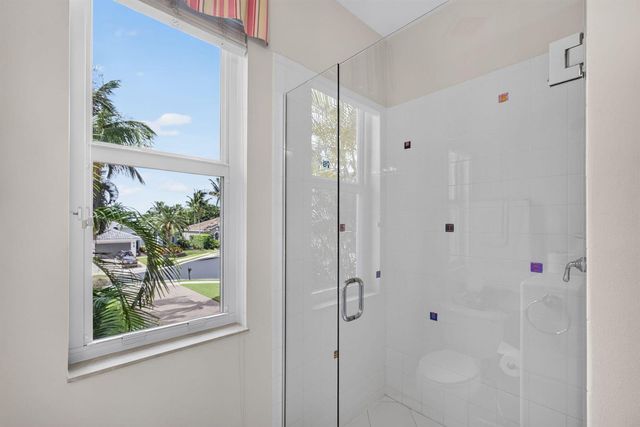 5133 Isabella Drive, Palm Beach Gardens, FL 33418
