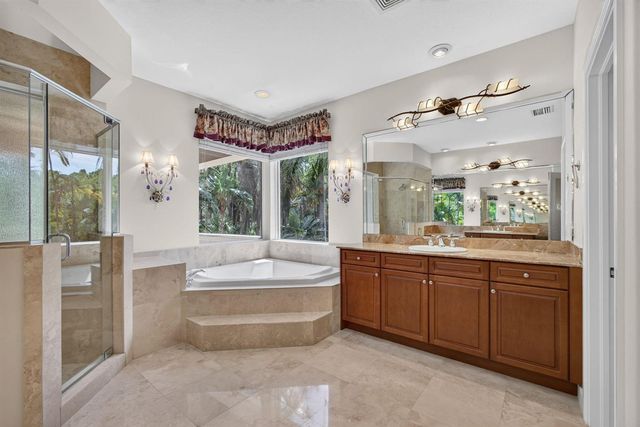 5133 Isabella Drive, Palm Beach Gardens, FL 33418