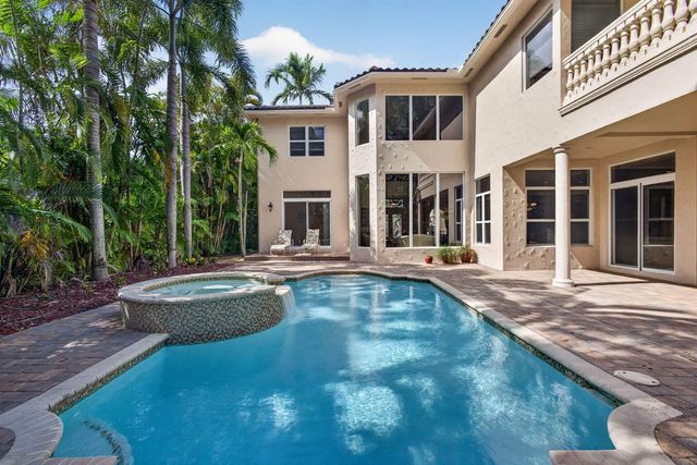 5133 Isabella Drive, Palm Beach Gardens, FL 33418