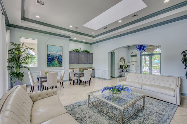 5133 Isabella Drive, Palm Beach Gardens, FL 33418