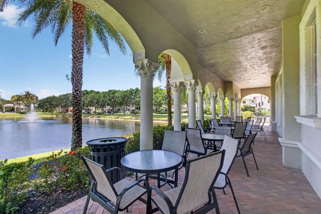 5133 Isabella Drive, Palm Beach Gardens, FL 33418