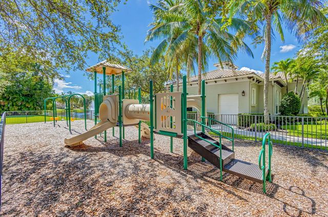 5133 Isabella Drive, Palm Beach Gardens, FL 33418