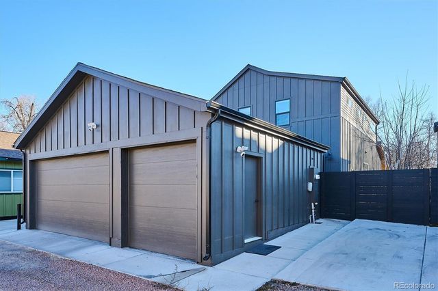 2645 W 39th Avenue, Denver, CO 80211