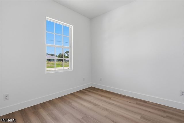 4708 27th ST SW, Lehigh Acres, FL 33973