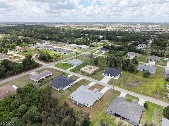 4708 27th ST SW, Lehigh Acres, FL 33973