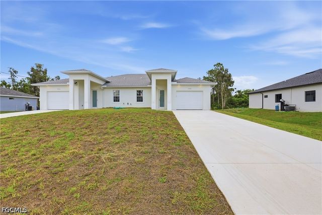 4708 27th ST SW, Lehigh Acres, FL 33973