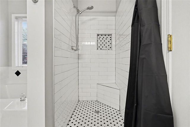 2660 Tribble Gates Drive, Loganville, GA 30052