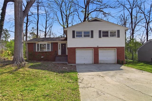 2459 Rockknoll Drive, Conley, GA 30288