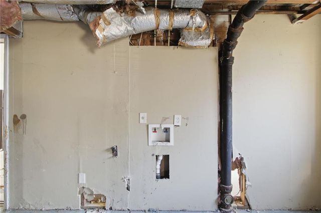 2459 Rockknoll Drive, Conley, GA 30288