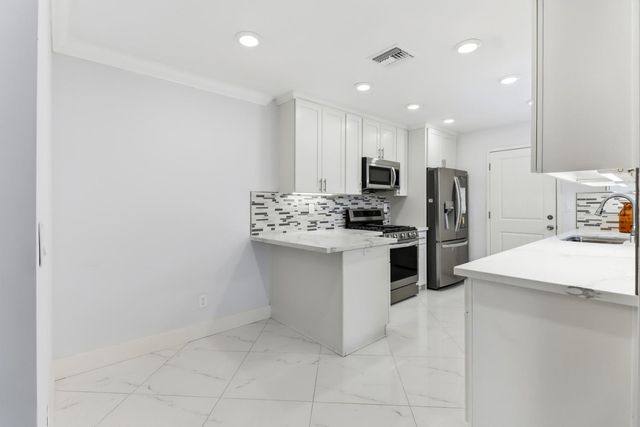 4200 42nd Ave, Sacramento, CA 95824