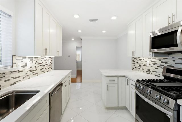 4200 42nd Ave, Sacramento, CA 95824