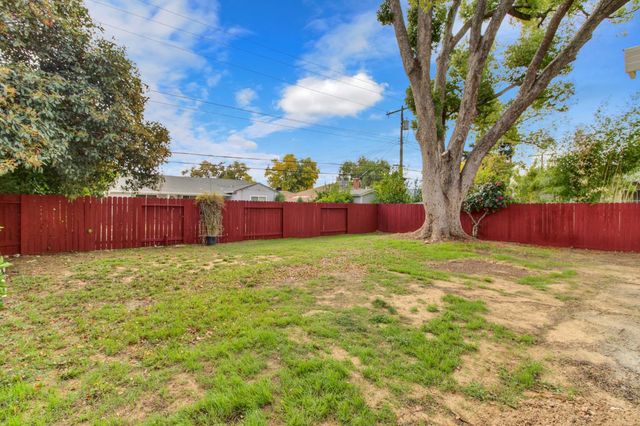 4200 42nd Ave, Sacramento, CA 95824