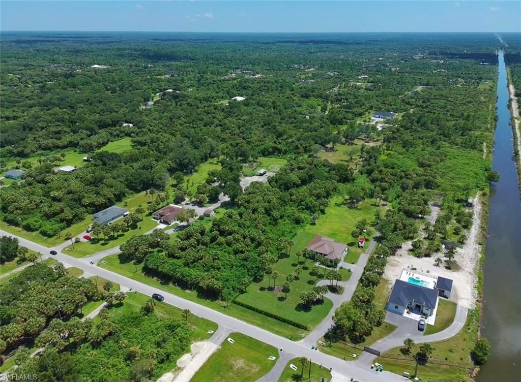 28TH AVE SE, NAPLES, FL 34117 — photo 4