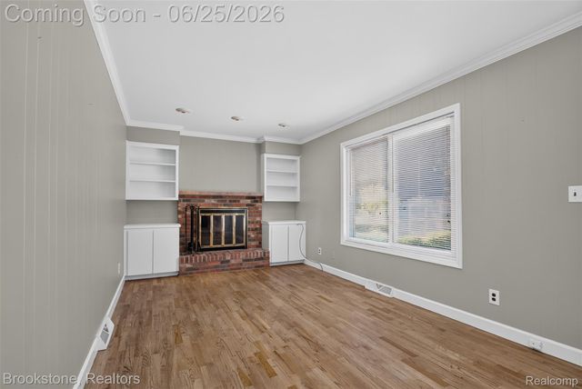 1018 Virginia Avenue, Marysville, MI 48040