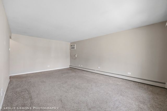 2919 W 101ST Place, Evergreen Park, IL 60805