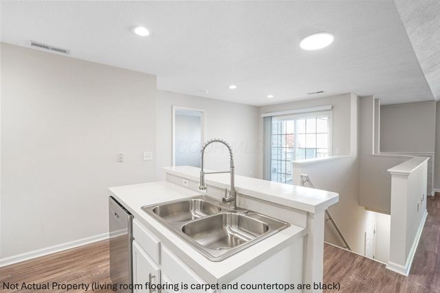 5087 Vail Pine Place, Dublin, OH 43016